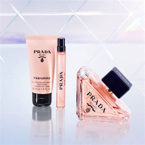 set prada perfume women|Prada paradoxe 30ml gift set.